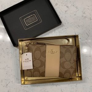 Coach┆signature PVC corner zip wristlet